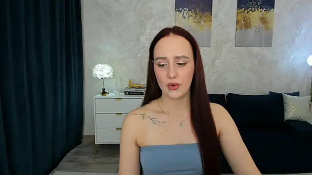 SabrinaCandi online show from May 27, 2026, 8:05 pm