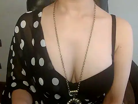 Snapshot of akankshapuri chatting on September 9, 2025, 7:18 am akankshapuri online show from September 9, 2025, 7:18 am