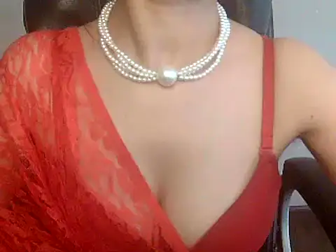Snapshot of akankshapuri chatting on September 19, 2025, 6:28 am akankshapuri online show from September 19, 2025, 6:28 am
