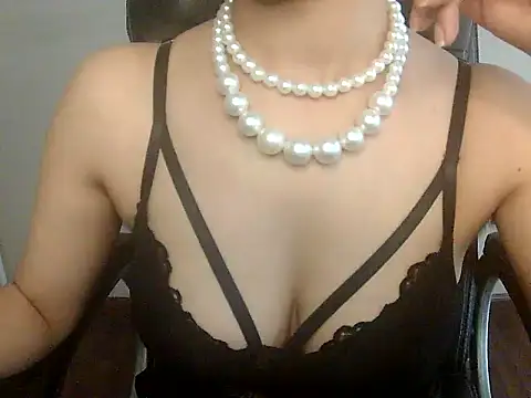 Snapshot of akankshapuri chatting on September 18, 2025, 6:16 am akankshapuri online show from September 18, 2025, 6:16 am