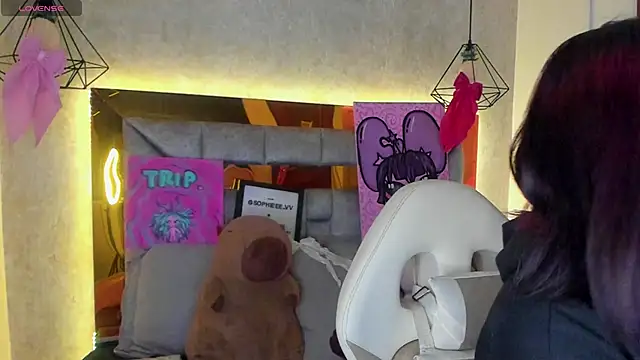 Snapshot of sophiievv chatting on November 28, 2025, 7:14 pm sophiievv online show from November 28, 2025, 7:14 pm