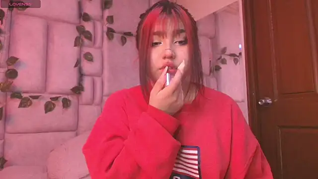 Snapshot of sophiievv chatting on September 12, 2025, 11:43 am sophiievv online show from September 12, 2025, 11:43 am