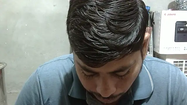 Ajmersingh335512 online show from May 15, 2026, 3:10 pm