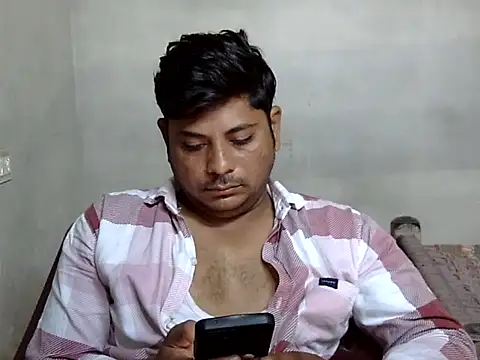 Ajmersingh335512 online show from October 16, 2025, 7:05 am