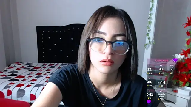 Coraline Playful online show from September 15, 2025, 12:16 pm