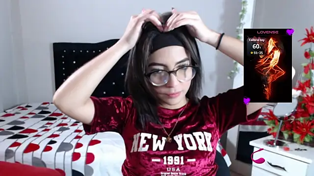 Coraline Playful online show from September 20, 2025, 12:43 pm