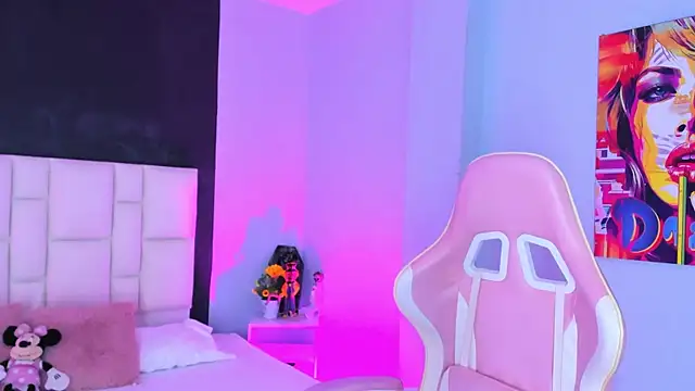 SammyRose  online show from November 6, 2025, 8:13 pm