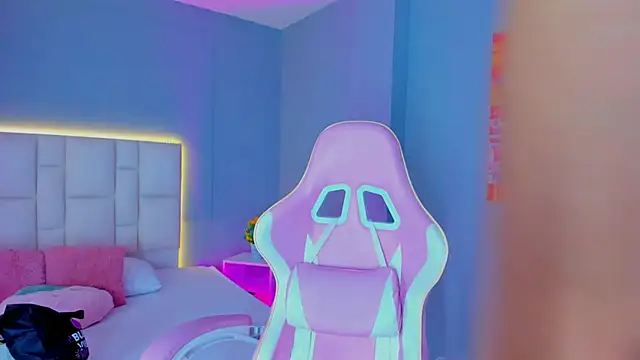 Snapshot of SammyRose_ chatting on January 15, 2026, 7:50 pm SammyRose online show from January 15, 2026, 7:50 pm