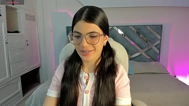 Snapshot of im__abby chatting on September 17, 2025, 12:40 pm im abby online show from September 17, 2025, 12:40 pm