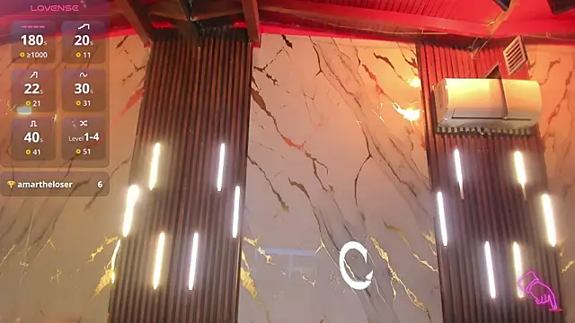 VictoriaDuart online show from April 1, 2026, 9:34 pm