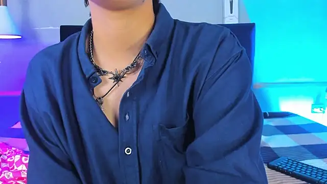 Tsuki Maru online show from December 18, 2025, 3:33 am