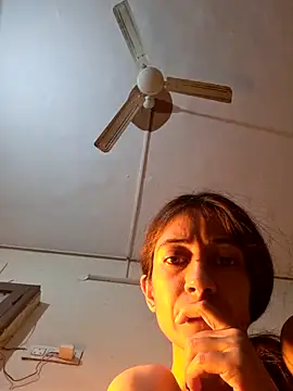 Evneet27 Saavu online show from November 24, 2025, 8:03 am