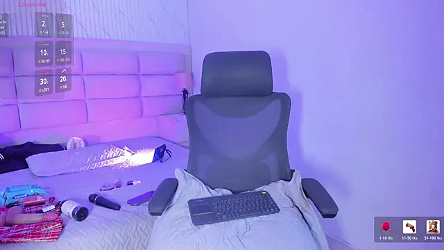 BritanyBrown  online show from April 17, 2026, 5:10 am