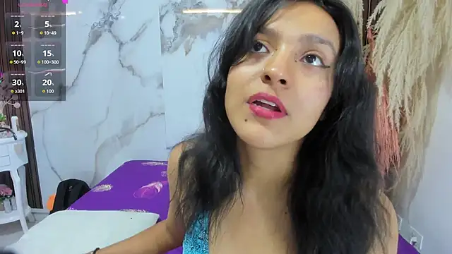 Snapshot of violettawatson chatting on September 24, 2025, 12:55 pm violettawatson online show from September 24, 2025, 12:55 pm
