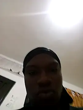 Snapshot of MackMacKenzie chatting on March 1, 2026, 12:38 pm MackMacKenzie online show from March 1, 2026, 12:38 pm