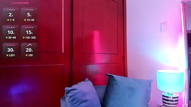  valeria saenz  online show from November 7, 2025, 3:00 am