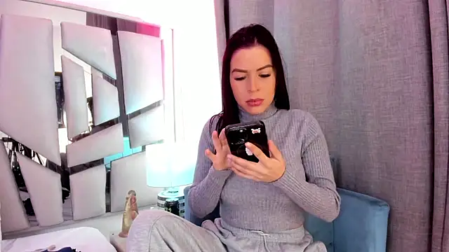 Snapshot of _valeria_saenz_ chatting on May 16, 2026, 1:54 pm valeria saenz online show from May 16, 2026, 1:54 pm