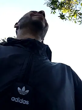 Snapshot of AlphaAlterX chatting on January 17, 2026, 12:42 pm AlphaAlterX online show from January 17, 2026, 12:42 pm