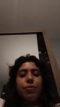 Snapshot of Maricamposs chatting on April 1, 2026, 1:30 am Maricamposs online show from April 1, 2026, 1:30 am