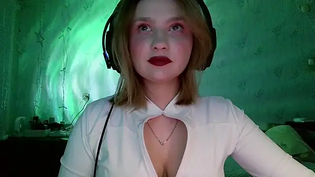 pr In cess  online show from March 18, 2026, 10:10 pm