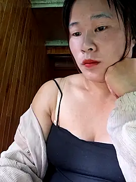 Snapshot of ALIENHR38 chatting on September 13, 2025, 1:05 am ALIENHR38 online show from September 13, 2025, 1:05 am
