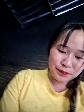 Snapshot of ALIENHR38 chatting on October 19, 2025, 1:30 am ALIENHR38 online show from October 19, 2025, 1:30 am