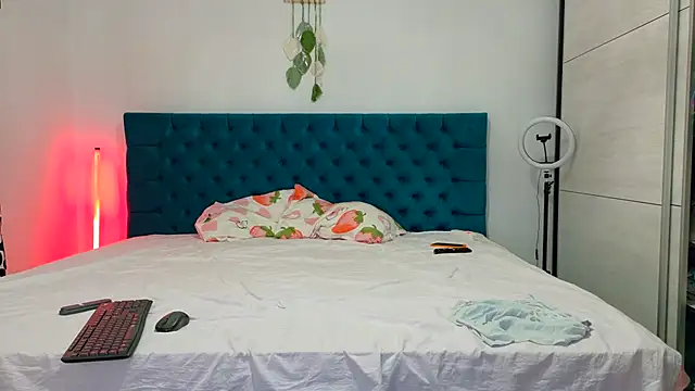 LexieRosse online show from October 10, 2025, 5:08 am