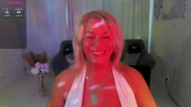 AnittaHarris online show from October 30, 2025, 7:39 am