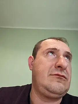 Snapshot of zurab39 chatting on November 5, 2025, 9:34 am zurab39 online show from November 5, 2025, 9:34 am