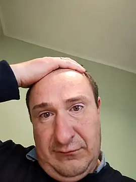 Snapshot of zurab39 chatting on November 27, 2025, 12:16 pm zurab39 online show from November 27, 2025, 12:16 pm