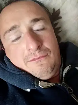 Snapshot of zurab39 chatting on September 28, 2025, 12:56 pm zurab39 online show from September 28, 2025, 12:56 pm