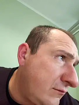 Snapshot of zurab39 chatting on November 10, 2025, 9:14 am zurab39 online show from November 10, 2025, 9:14 am