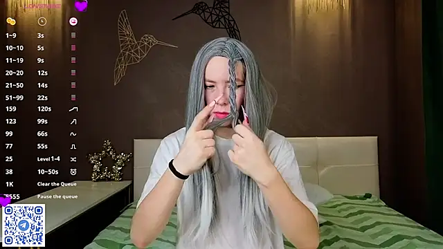 Snapshot of JuliannaWenger chatting on January 13, 2026, 4:33 pm JuliannaWenger online show from January 13, 2026, 4:33 pm