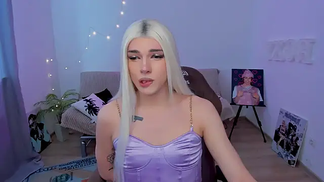 YourTrixie online show from February 22, 2026, 6:49 am