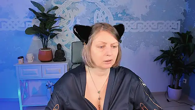 Snapshot of TiffanyBrauny chatting on September 21, 2025, 10:20 am TiffanyBrauny online show from September 21, 2025, 10:20 am