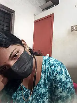 swetha01430 online show from October 29, 2025, 6:40 pm