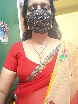 Snapshot of mallu-reshma chatting on January 11, 2026, 6:26 pm mallu-reshma online show from January 11, 2026, 6:26 pm