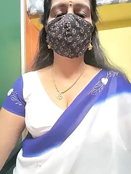 Snapshot of mallu-reshma chatting on November 30, 2025, 5:08 am mallu-reshma online show from November 30, 2025, 5:08 am