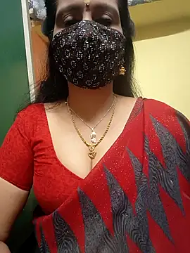 Snapshot of mallu-reshma chatting on January 11, 2026, 6:20 am mallu-reshma online show from January 11, 2026, 6:20 am