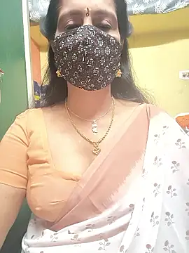 Snapshot of mallu-reshma chatting on January 8, 2026, 2:12 pm mallu-reshma online show from January 8, 2026, 2:12 pm