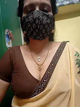 Snapshot of mallu-reshma chatting on January 9, 2026, 5:31 pm mallu-reshma online show from January 9, 2026, 5:31 pm