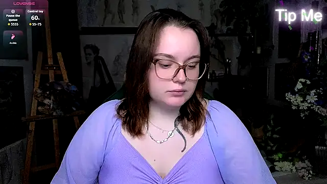 Snapshot of KatrinClark chatting on September 16, 2025, 5:03 pm KatrinClark online show from September 16, 2025, 5:03 pm