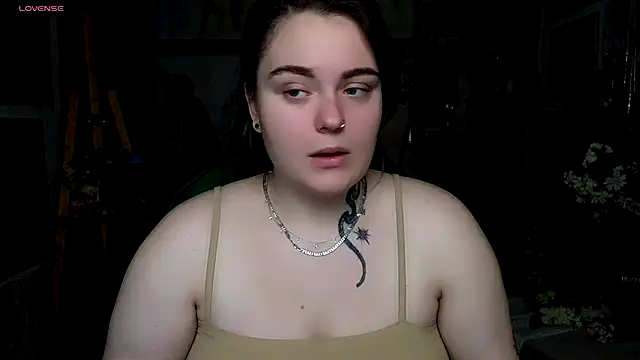 Snapshot of KatrinClark chatting on September 23, 2025, 7:10 pm KatrinClark online show from September 23, 2025, 7:10 pm