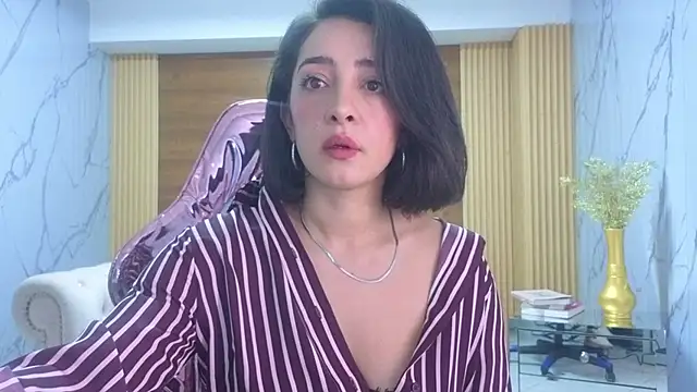 sara lopez s online show from May 11, 2026, 2:07 pm