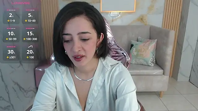 sara lopez s online show from November 19, 2025, 1:22 pm