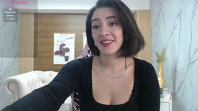 sara lopez s online show from March 11, 2026, 1:38 pm