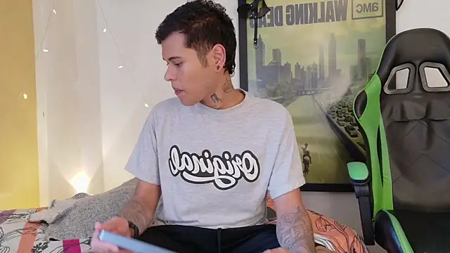 rosse dredd online show from April 12, 2026, 5:49 pm