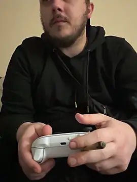 Snapshot of XXKieran chatting on May 6, 2026, 8:35 pm XXKieran online show from May 6, 2026, 8:35 pm