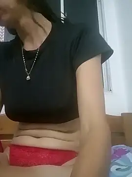 zaira spice online show from November 13, 2025, 11:19 pm