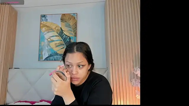 Mila Hank  online show from May 8, 2026, 12:20 pm